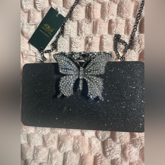 Elegant Black Beaded Clutch with Butterfly Accent - Picture 5 of 8